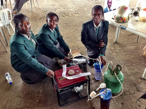 Read more about the article Teens Create A Way To Use Urine As Fuel