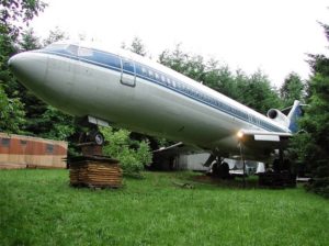 01-Old Boeing Transformed into an Awesome House