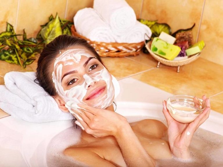 Read more about the article How to Get Flawless Skin at Home with These Five Natural Remedies