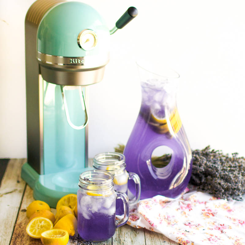 1.Make Lavender Lemonade