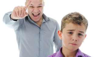 15 Signs That You Have Controlling Parents and How to Deal with Them