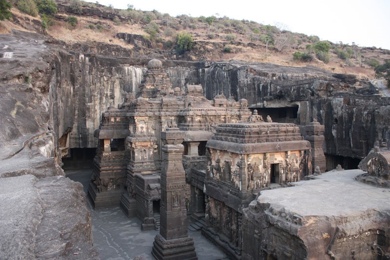 Cities in India - Ellora caves, Photo by Arian Zwegers