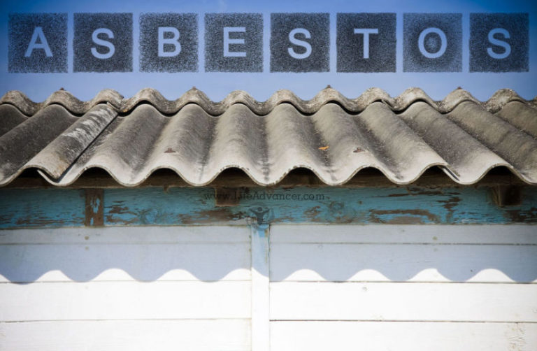 Read more about the article How Exposure to Asbestos and Other Toxins Causes Cancer