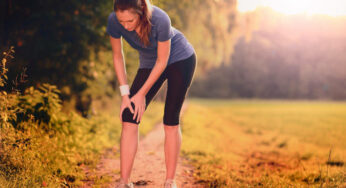 4 Simple Stretches for Knee Pain That Will Give You Relief