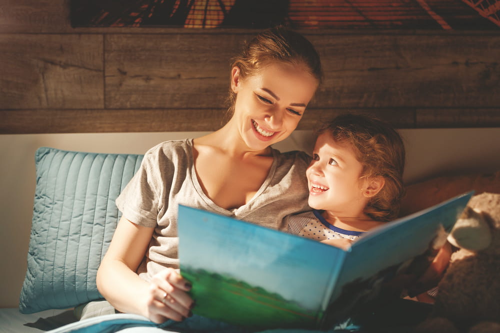 6 Amazing Benefits of Reading Aloud to Children